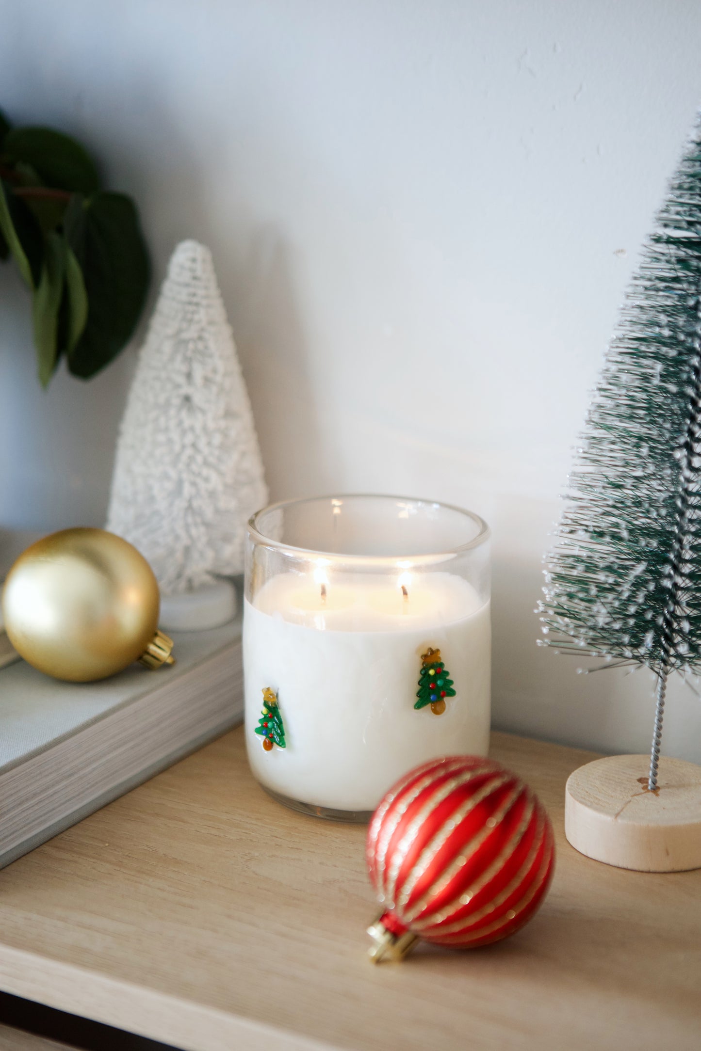 tree speckle candle - christmas morning (restocking mid-december)