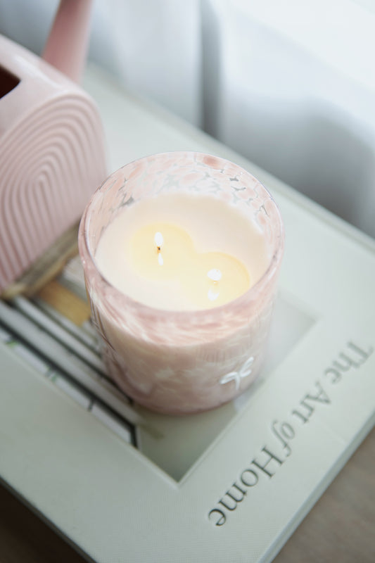 blush hour 12.5oz speckle candle