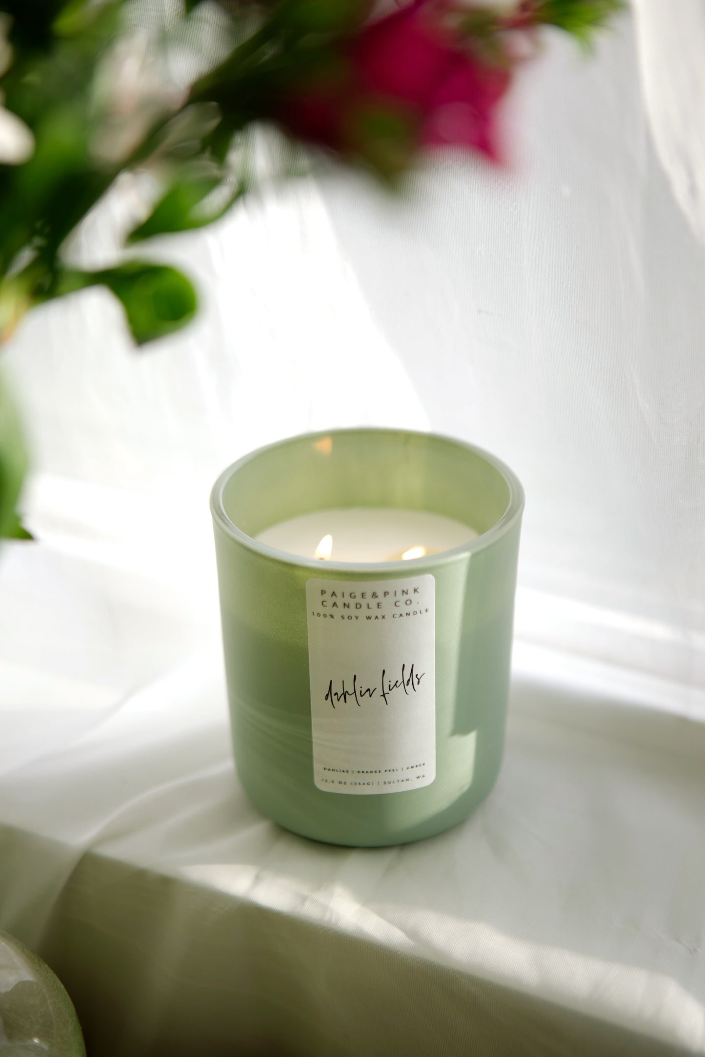 dahlia fields 12.5oz candle - seasonal