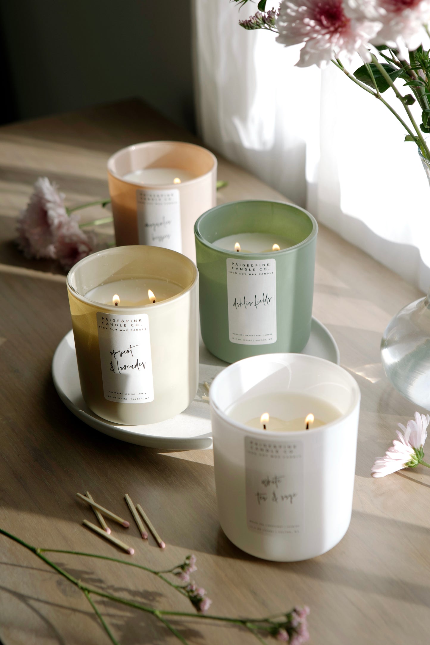 magnolia berries 12.5oz candle - seasonal