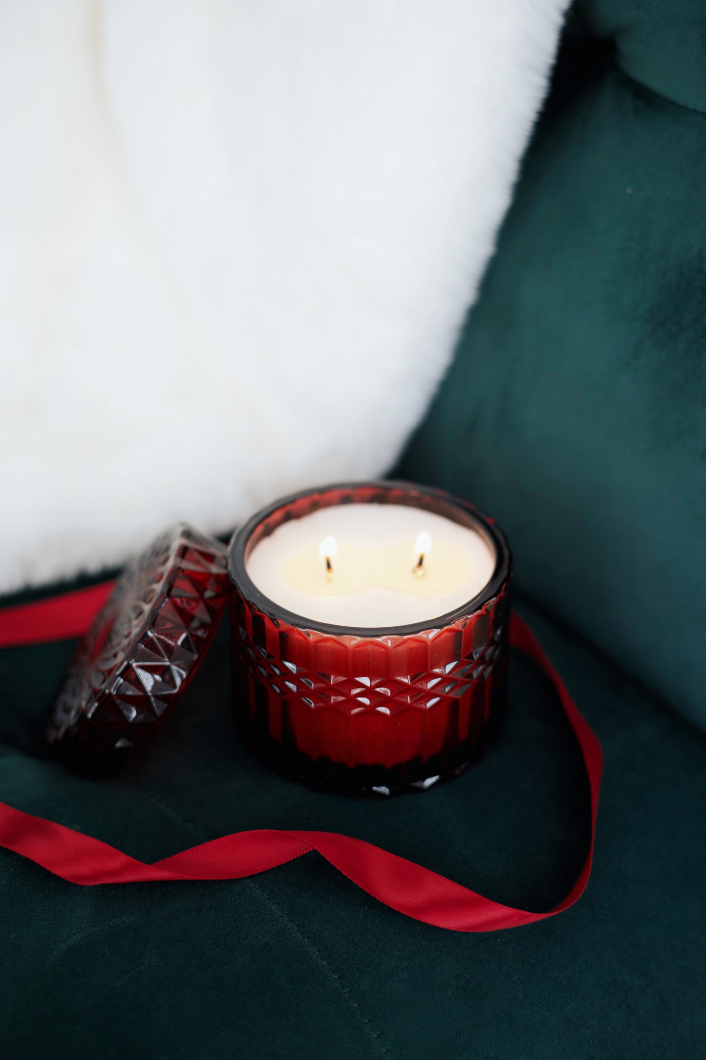luxe candle - winter cranberry (restocking week of 11/3)